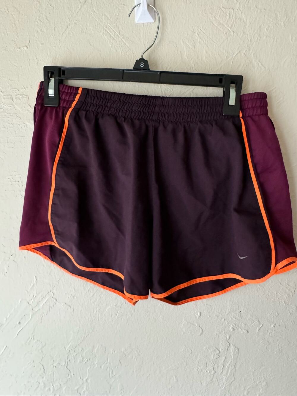 Nike Dri Fit Women's Maroon Shorts Size M